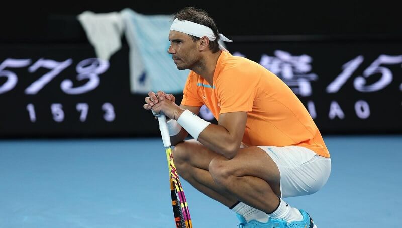 Nadal cố gắng hoàn thành trận đấu.