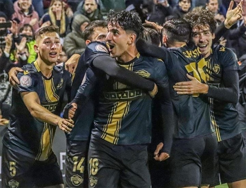 Hattrick để đời của Soldevilla 