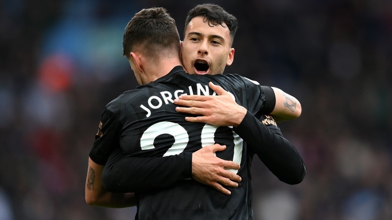 Jorginho đang tạo ảnh hưởng lớn tại Arsenal