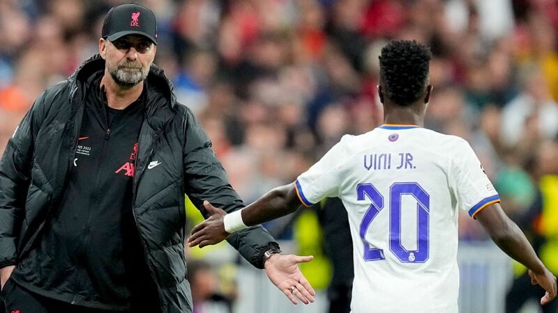 Klopp khen ngợi Vinicius.