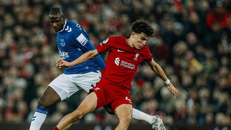 Thắng derby, Salah hết lời khen ngợi sao mai 18 tuổi