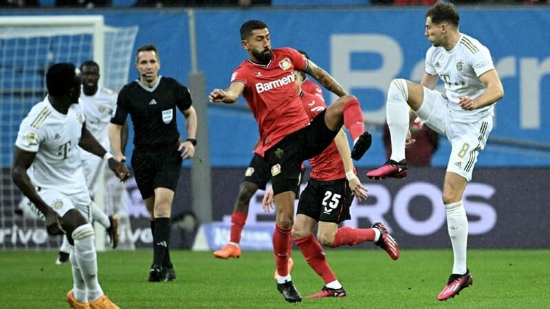 Bayern Munich có trận đấu khó khăn