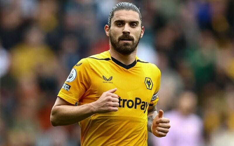 Wolves bắt Barca trả giá khủng cho Neves