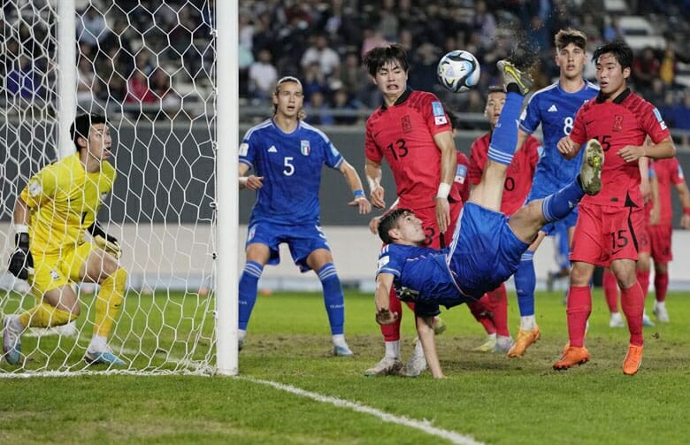U20 Italia đánh bại U20 Hàn Quốc để đòi lại món nợ 21 năm cho các tiền bối