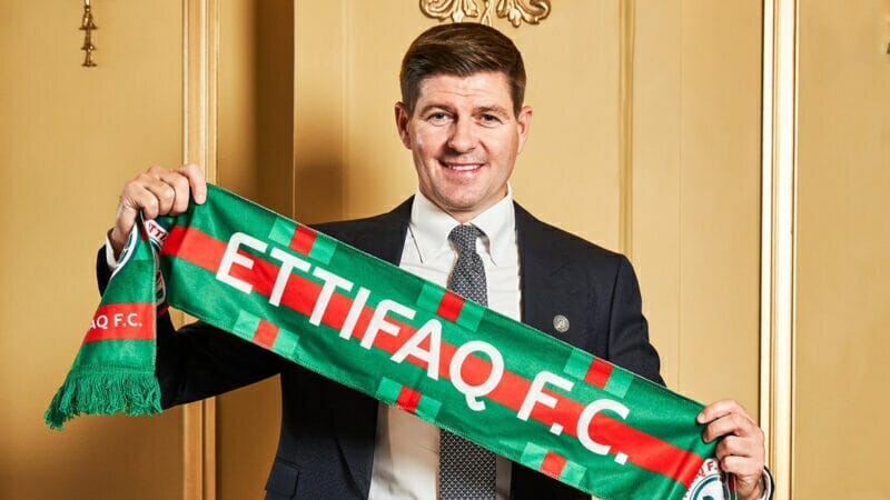 Không thể cưỡng lại tiền bạc, Gerrard cũng cập bến Ả Rập