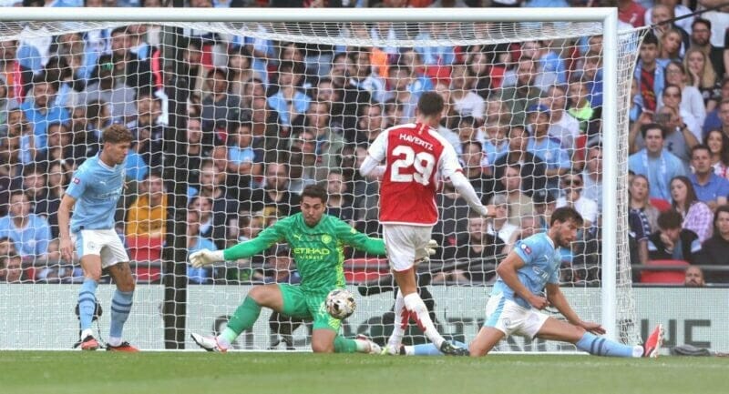 Havertz bỏ lỡ tới 2 cơ hội ngon ăn để giúp Arsenal vươn lên dẫn trước