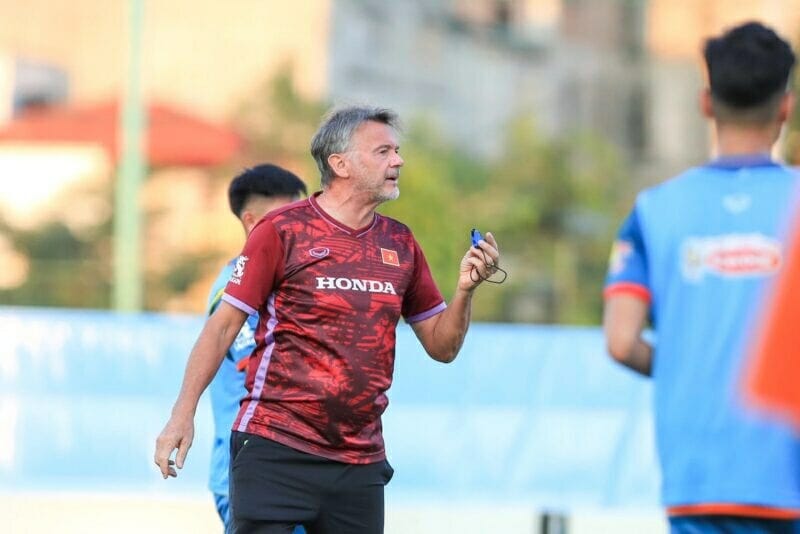 HLV Troussier đã chốt danh sách 23 cầu thủ tham dự vòng loại U23 châu Á 2024 (Ảnh: Báo Bà Rịa - Vũng Tàu)