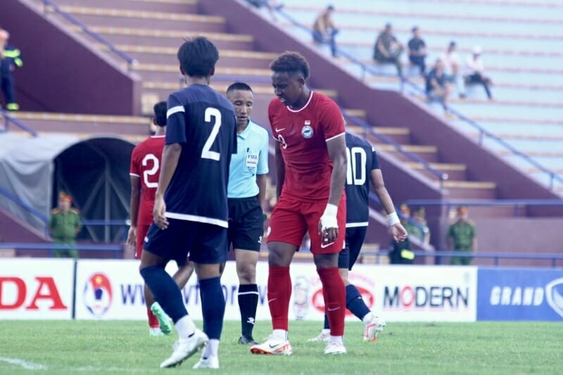 Rasaq có thể bỏ lỡ trận gặp U23 Việt Nam. Nguồn: Thể thao & Văn hóa.