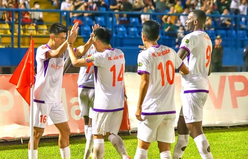 Bình Dương là đội mở tỷ số (Ảnh: Becamex Binh Duong FC).