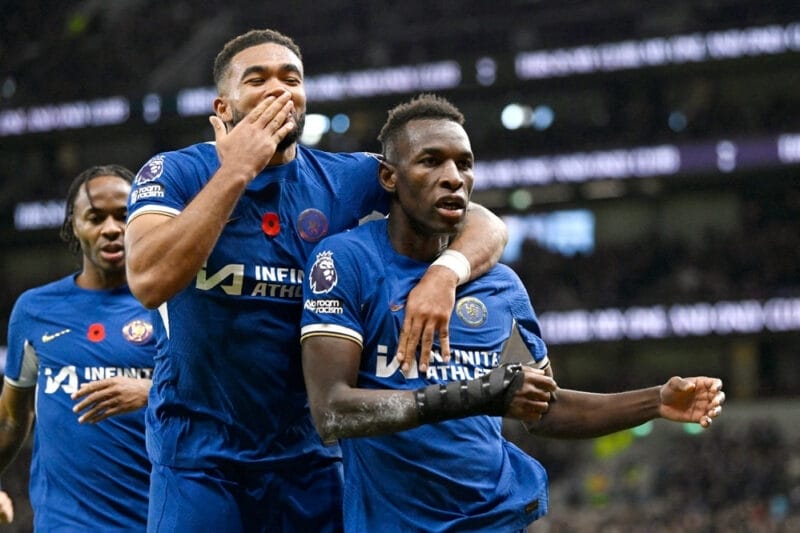 Liệu Chelsea có thể cản bước Man City?