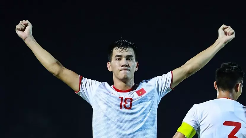 Hàng công ĐT Việt Nam có làm HLV Troussier yên tâm?