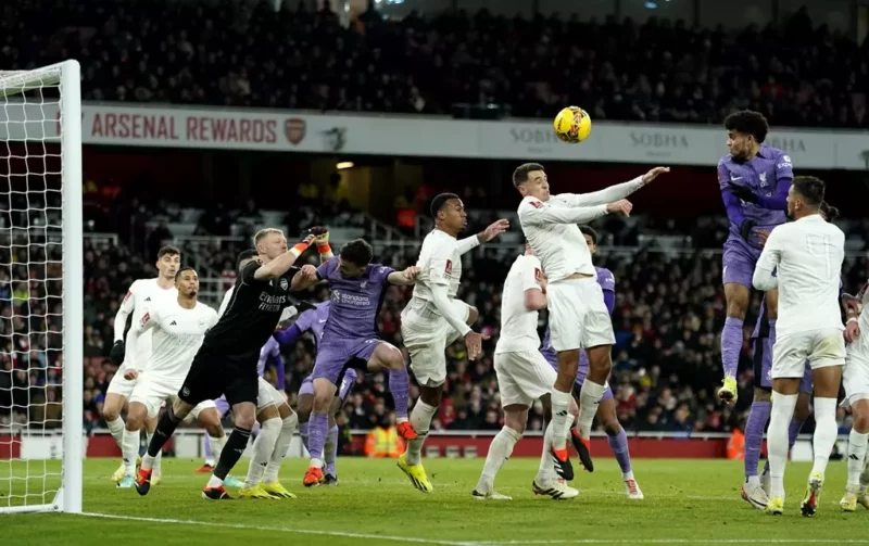 Arsenal chỉ ghi 1 bàn sau 61 cú sút gần nhất