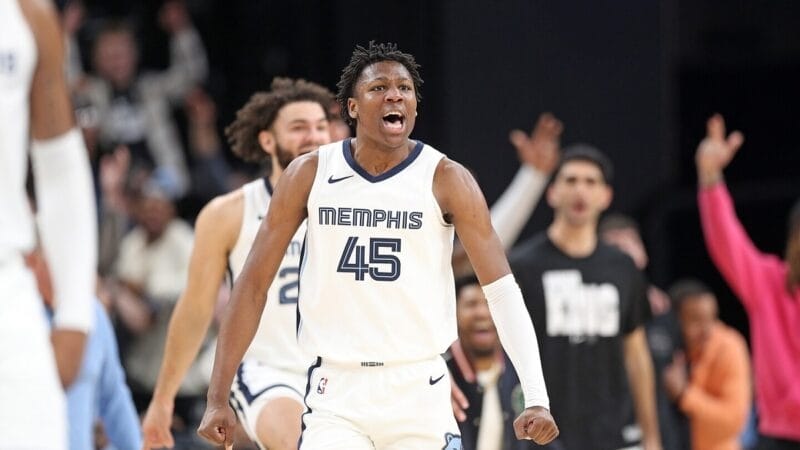 Cầu thủ trẻ nhất NBA tỏa sáng, hạ đẹp Golden State Warriors