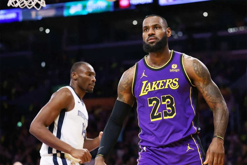 LeBron James, Los Angeles Lakers