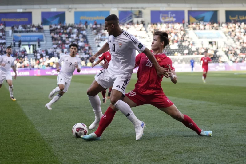 Tâm lý chưa vững khiến các cầu thủ dễ phạm lỗi