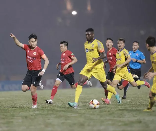 CAHN thắng trận thứ 2 liên tiếp dưới thời HLV Kiatisak