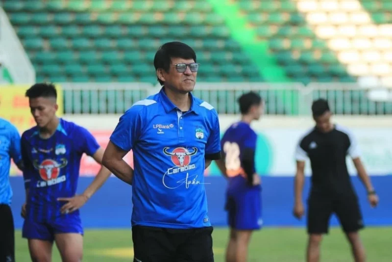 HLV Vũ Tiến Thành chỉ ra điểm hạn chế của HAGL.