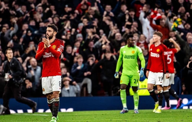 Bruno Fernandes chỉ đích danh người hùng giúp Man United đánh bại Liverpool