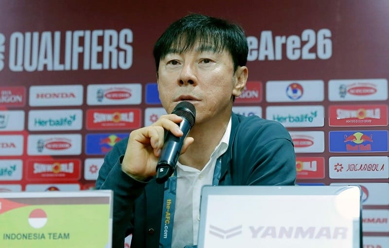 HLV Shin Tae Yong cảm thông với hoàn cảnh của ông Troussier (Ảnh: Getty).