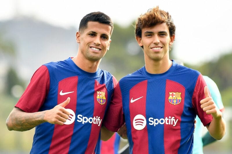 Chủ tịch Barcelona khẳng định tương lai Joao Cancelo và Joao Felix