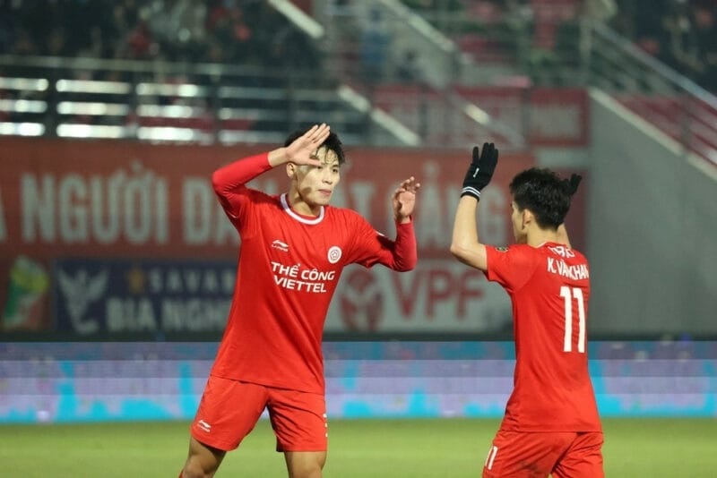 Viettel là đội mở tỉ số.