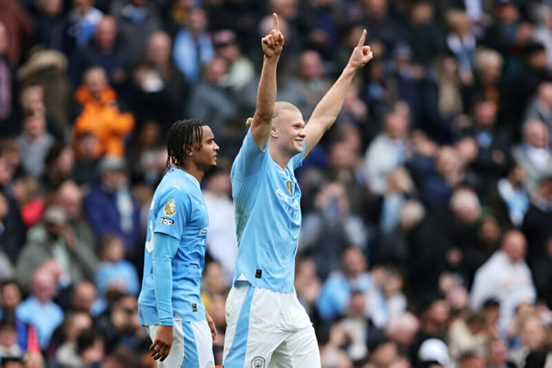 Man City thắng dễ Wolves nhờ sự tỏa sáng của Erling Haaland.