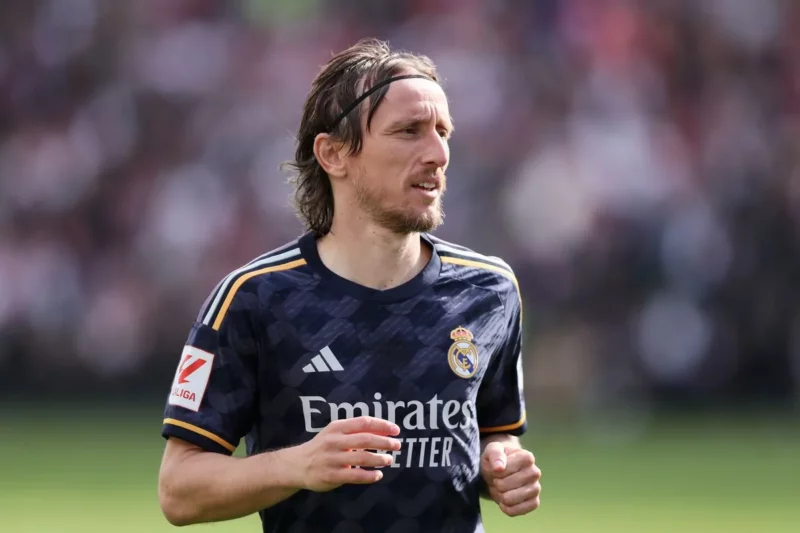 Modric sẽ chốt tương lai với Real Madrid vào lúc nào?