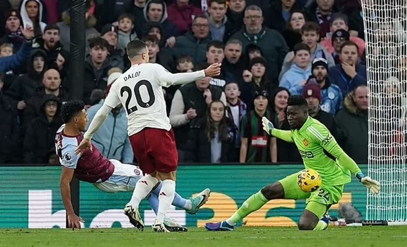 Onana thừa nhận mùa giải thất bại của Man Utd.