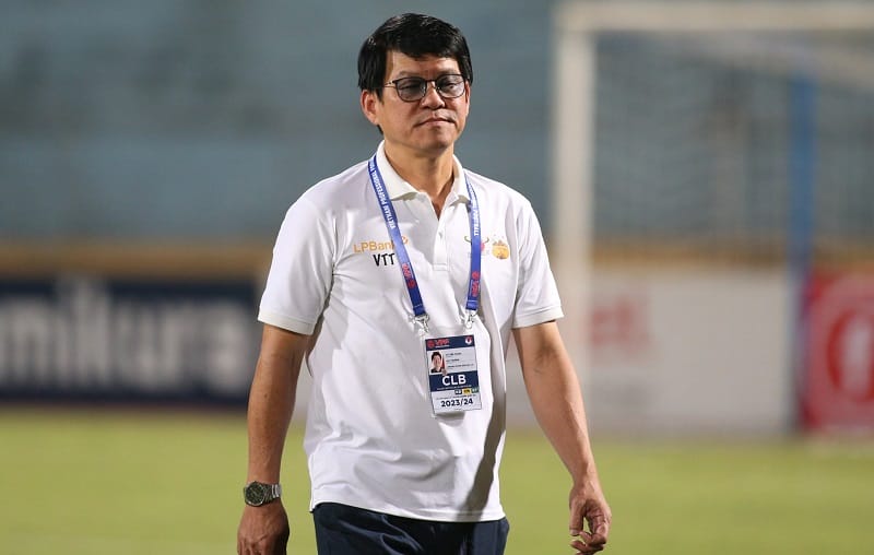 HLV Vũ Tiến Thành áp dụng chiến thuật khác với người tiền nhiệm (Ảnh: SOHA)