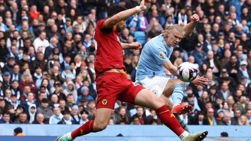 Erling Haaland dẫn đầu danh sách ghi bàn nhờ khả năng săn bàn