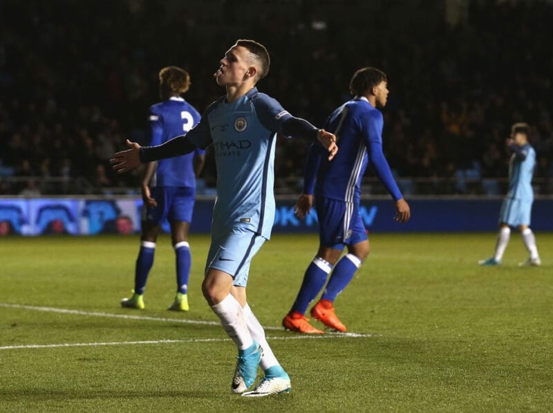 Foden là cầu thủ hiếm hoi được Pep Guardiola so sánh với Messi.