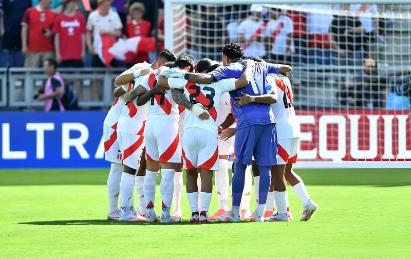 Peru cần thắng Argentina nếu muốn vượt qua vòng bảng.