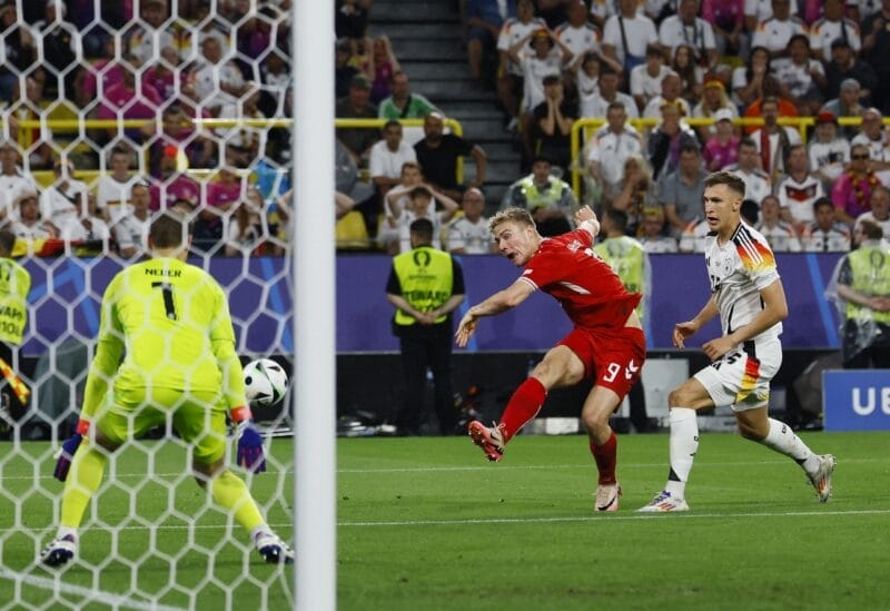 Manuel Neuer vẫn đang thi đấu xuất sắc.