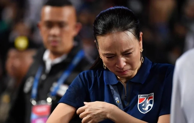 Madam Pang, ĐT Thái Lan