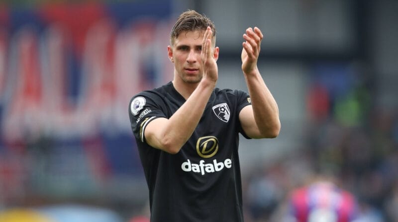 Sao Bournemouth từ chối khéo Arsenal