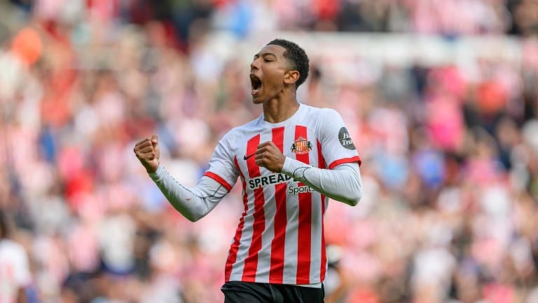 Jobe Bellingham quyết định ở lại Sunderland