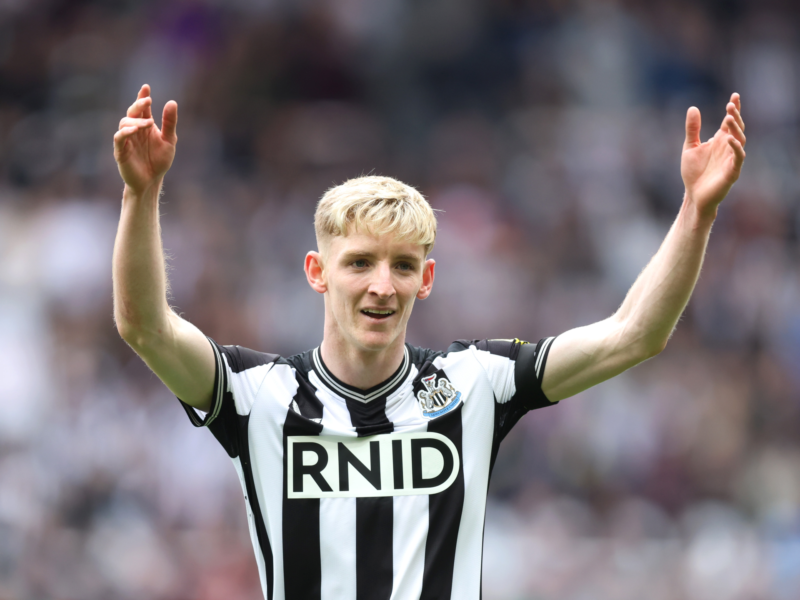 Liverpool đón tin dữ từ mục tiêu chuyển nhượng