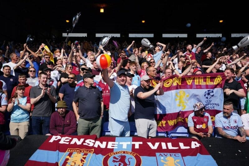 Aston Villa trở lại C1 nên quyết định lách luật để chi tiêu mạnh tay