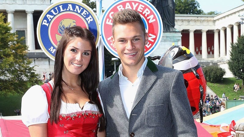 Kimmich bên cạnh vợ