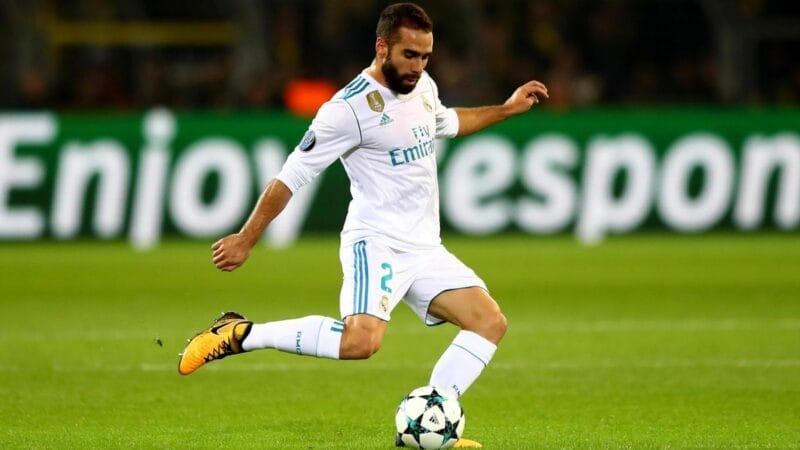 Sự bền bỉ và an toàn của Carvajal giúp Real Madrid duy trì được sự cân bằng.