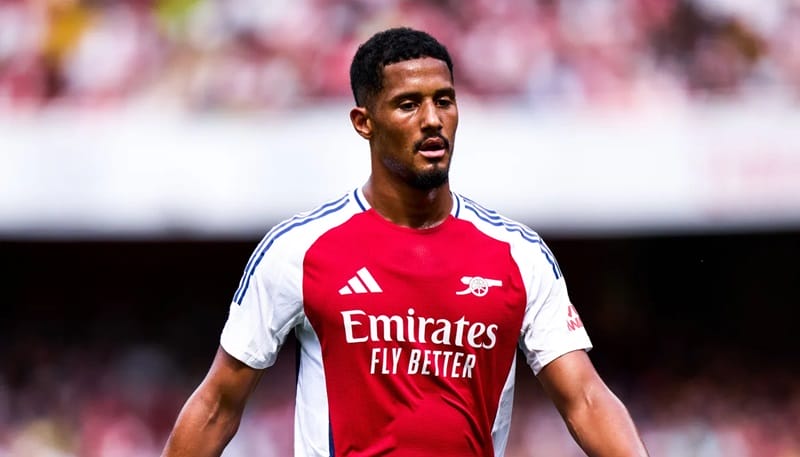 Huyền thoại Arsenal loại Saliba khỏi top 3 trung vệ hay nhất Ngoại hạng Anh