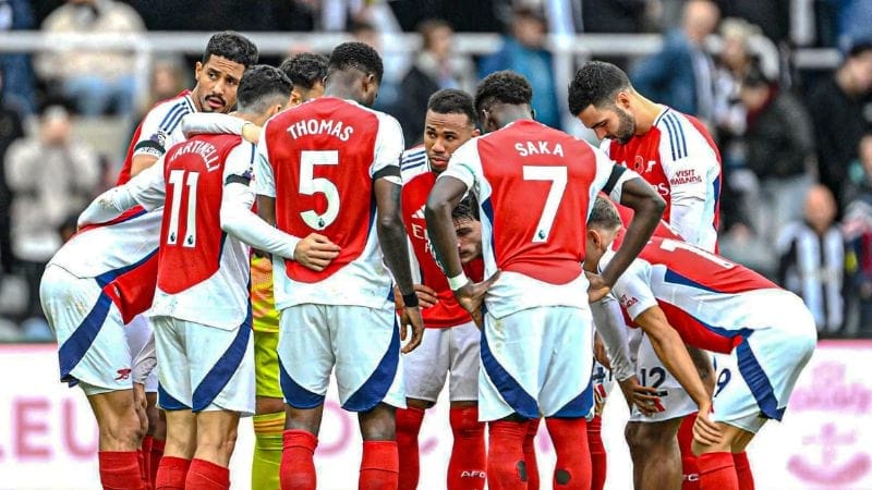 Jamie Redknapp chỉ ra vấn đề của Arsenal ở Ngoại Hạng Anh mùa giải 2024/25