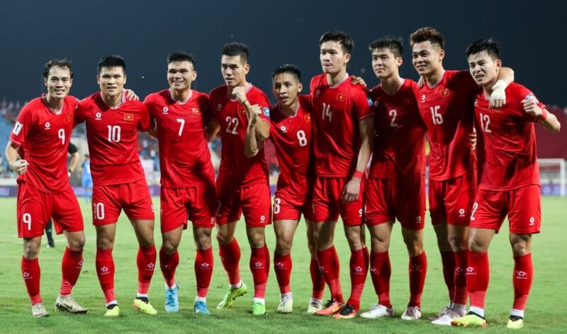 Ngôi sao ĐT Lào: 'Việt Nam mạnh nhất Đông Nam Á'