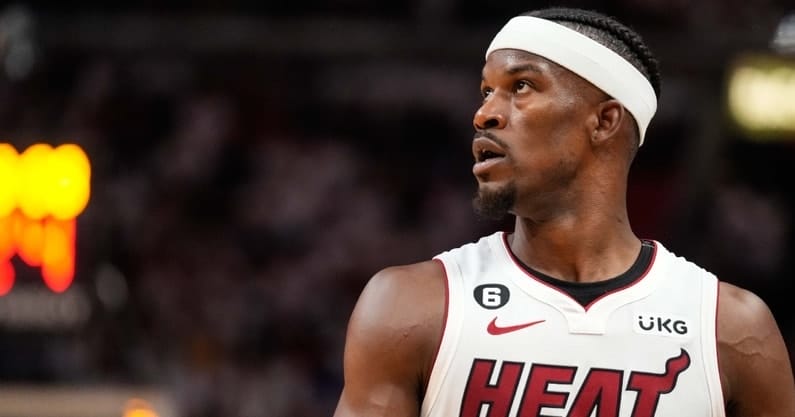 Toàn cảnh thương vụ Butler về Warriors