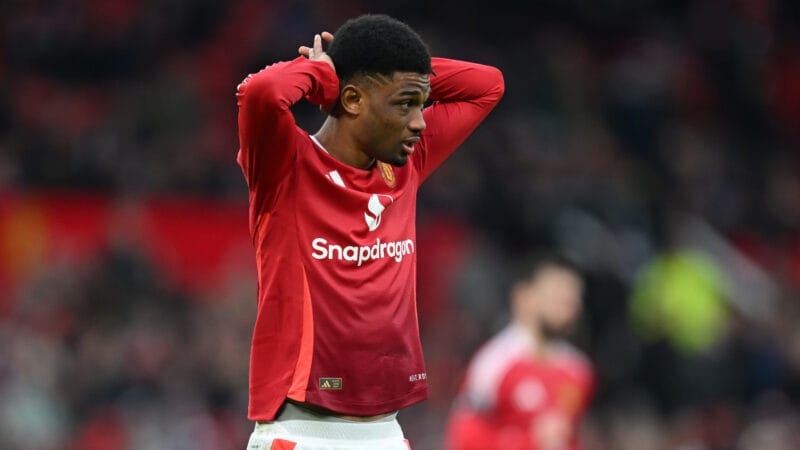 Amad Diallo báo tin dữ cho Man United