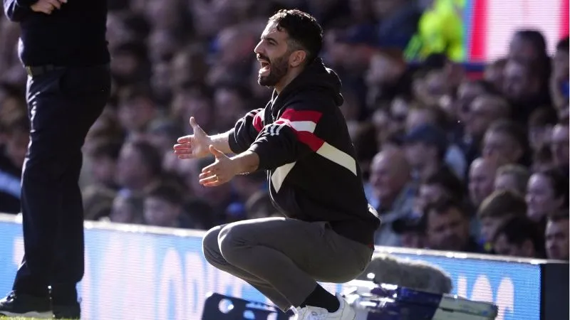 Ruben Amorim thừa nhận bó tay trong việc cải thiện tình hình của MU